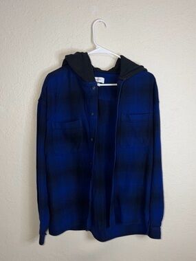 Urban Outfitters Mens Blue and Black Flannel Button Down Hoodie - Size Small